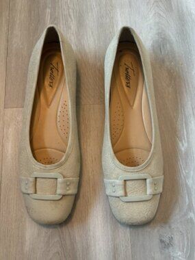 Trotters womens SIZZLEBallet Flat size 11N